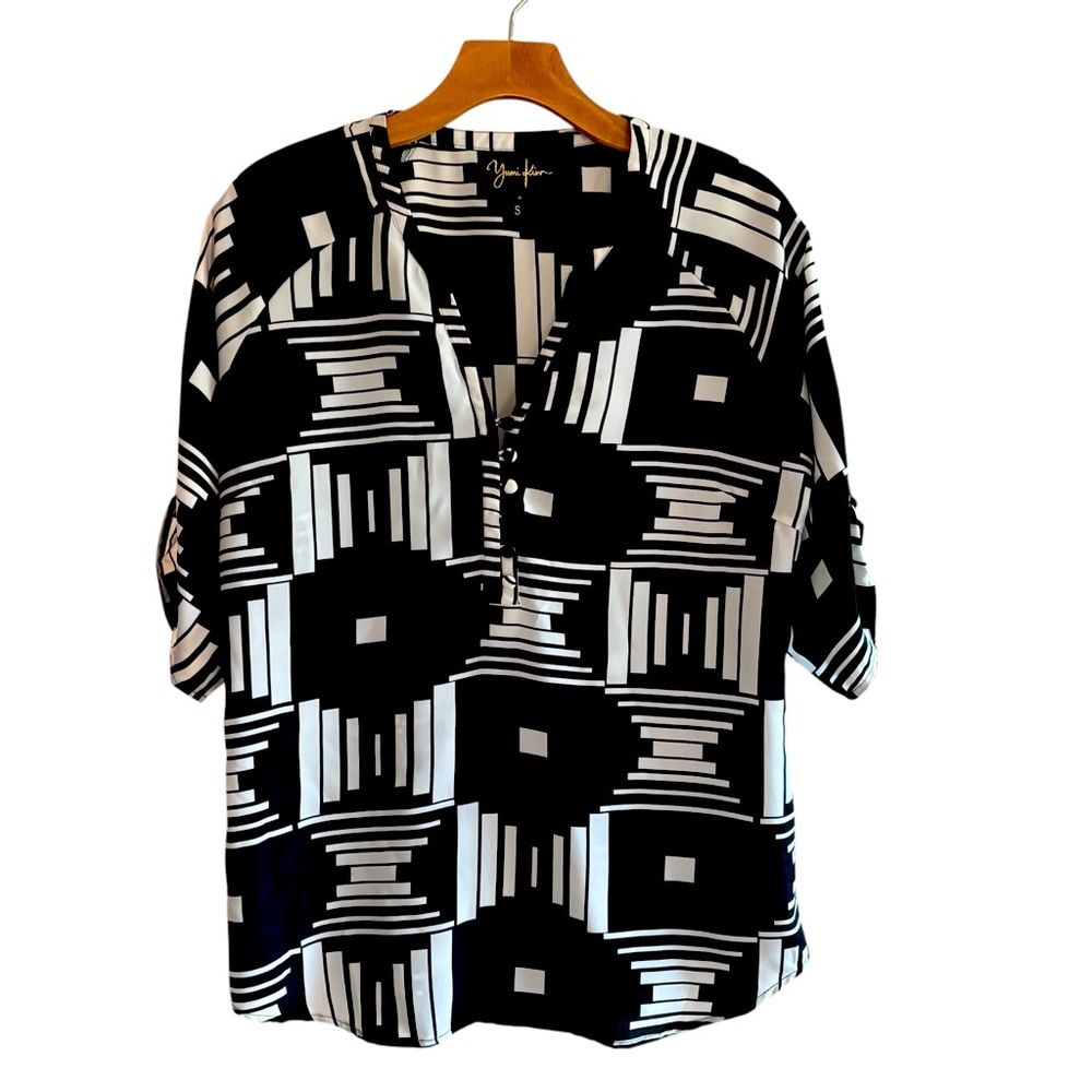 Yumi Kim Black and White Abstract Top SZ S Geo Print